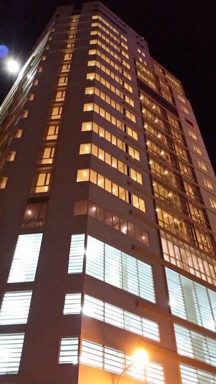 President Heights Aparthotel Манама Стая снимка